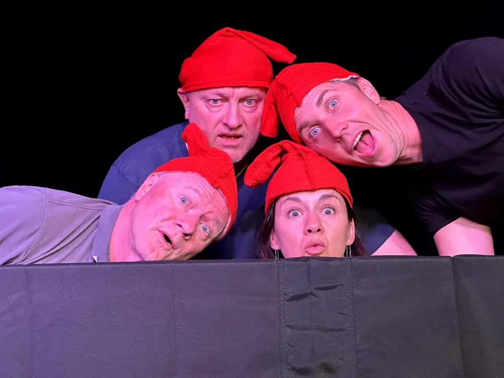 Poster: EIN TUNNEL AM ENDE DES LICHTS! – Kabarett mit ROhrSTOCK Oldies