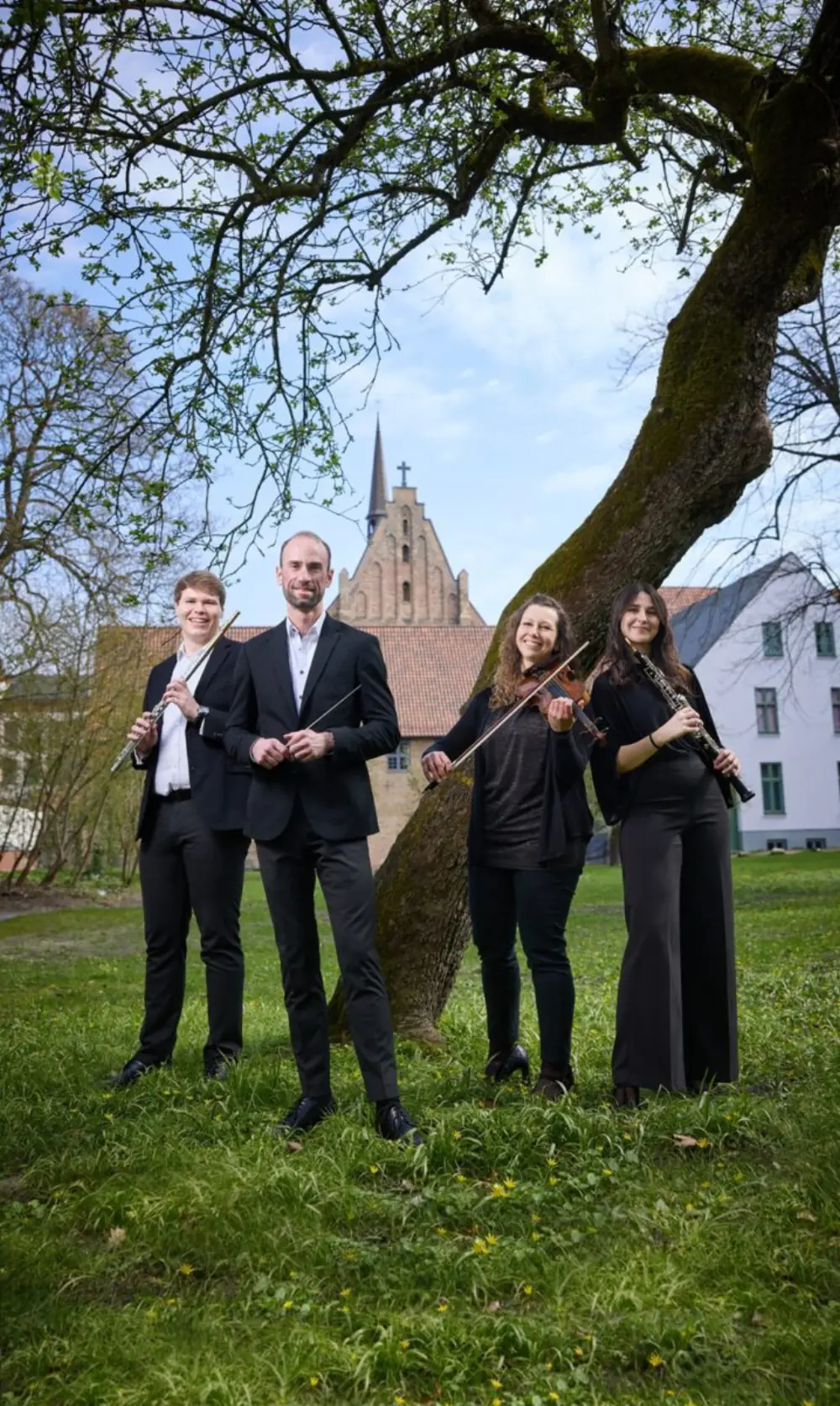 SOMMERSERENADE AM KLOSTER „EINE KLEINE NACHTMUSIK“ – NORDDEUTSCHE PHILHARMONIE ROSTOCK