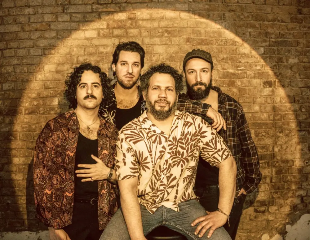 República Cangrejo – Afro-Beat / Folk / Latin / Cumbia