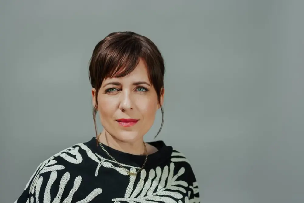 SARAH KUTTNER